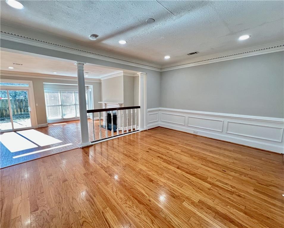 215 Brantley Road Atlanta, GA 30350 - Photo 4 of 22