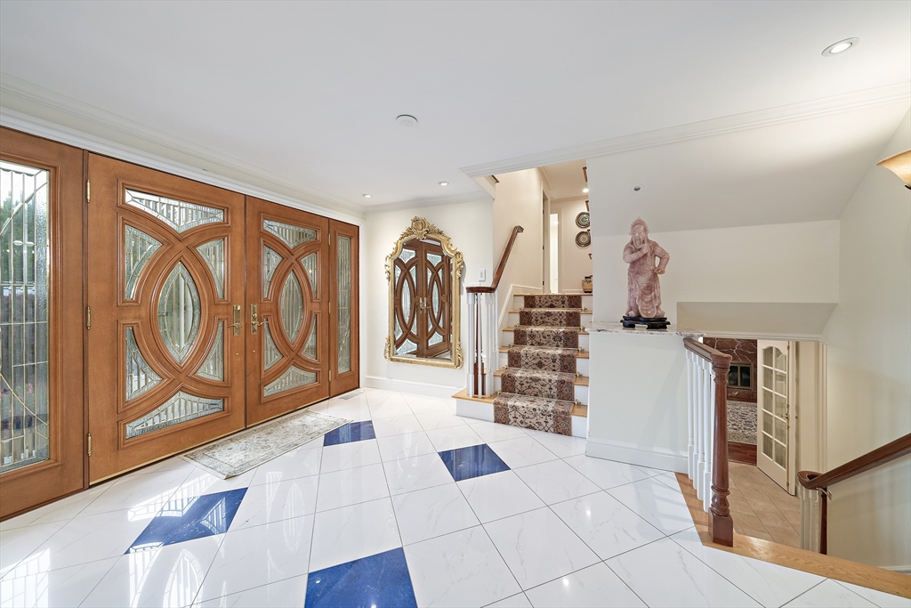 73 Countryside Road Newton, MA 02459 - Photo 3 of 42