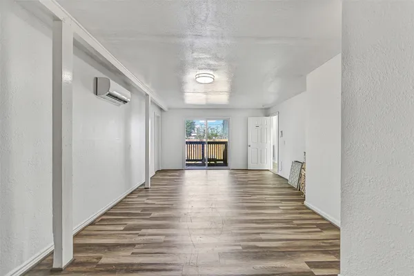 $2,100 | 2328 Wimcrest Street, Galveston, TX 77551