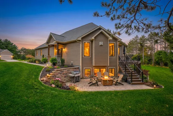 $699,000 | 1777 George Norman Drive, New Richmond, WI 54017