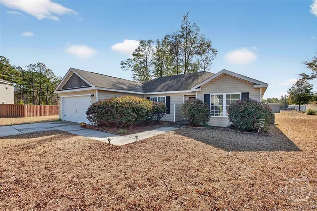 $289,000 | 220 Crape Myrtle Court, Springfield, GA 31329