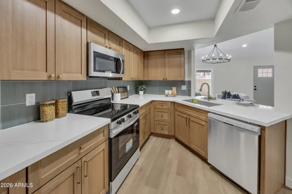 $349,900 | 4153 West Aries Drive, Phoenix, AZ 85053