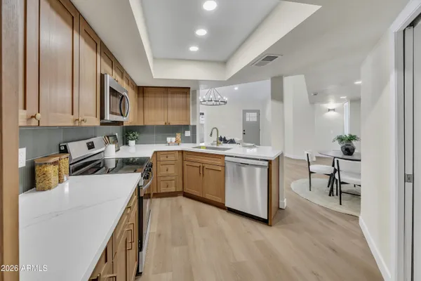 $349,900 | 4153 West Aries Drive, Phoenix, AZ 85053