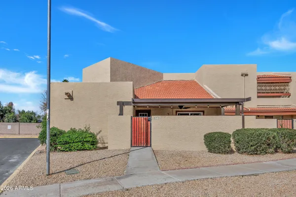 $349,900 | 4153 West Aries Drive, Phoenix, AZ 85053