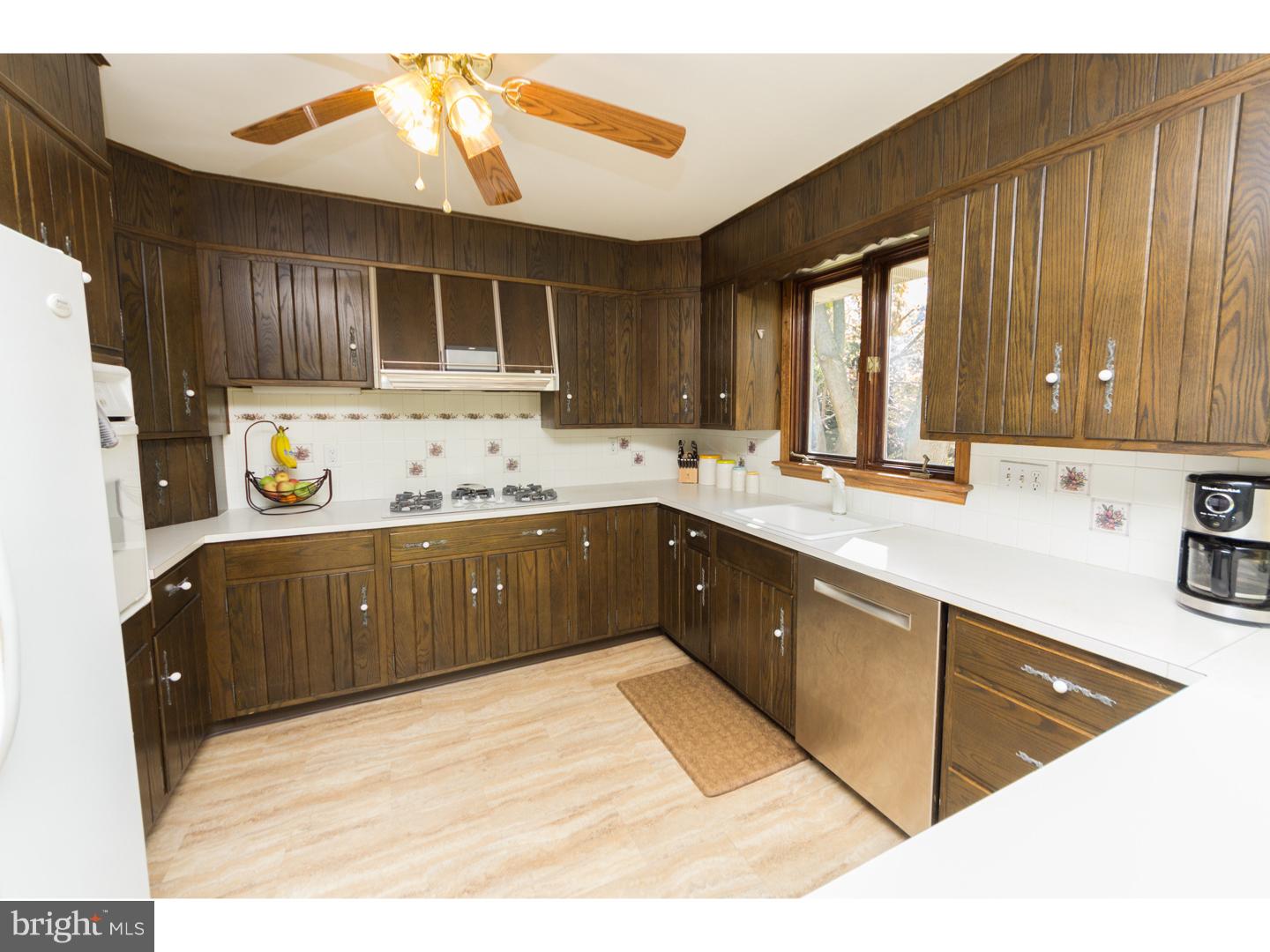 40 Rugby Road Birdsboro, PA 19508 - Photo 4 of 19 Gallery Image 4