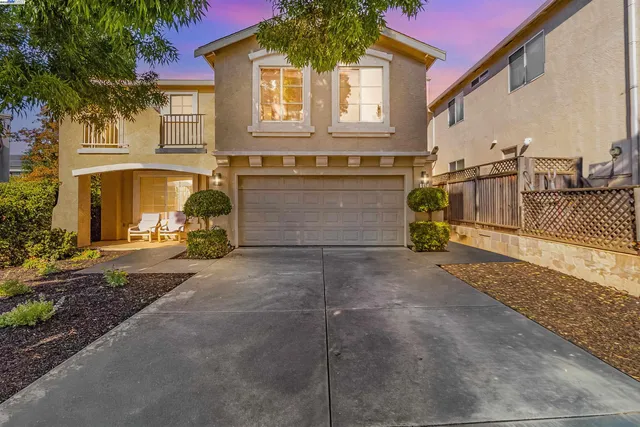 $899,000 | 592 Ross Circle, Martinez, CA 94553