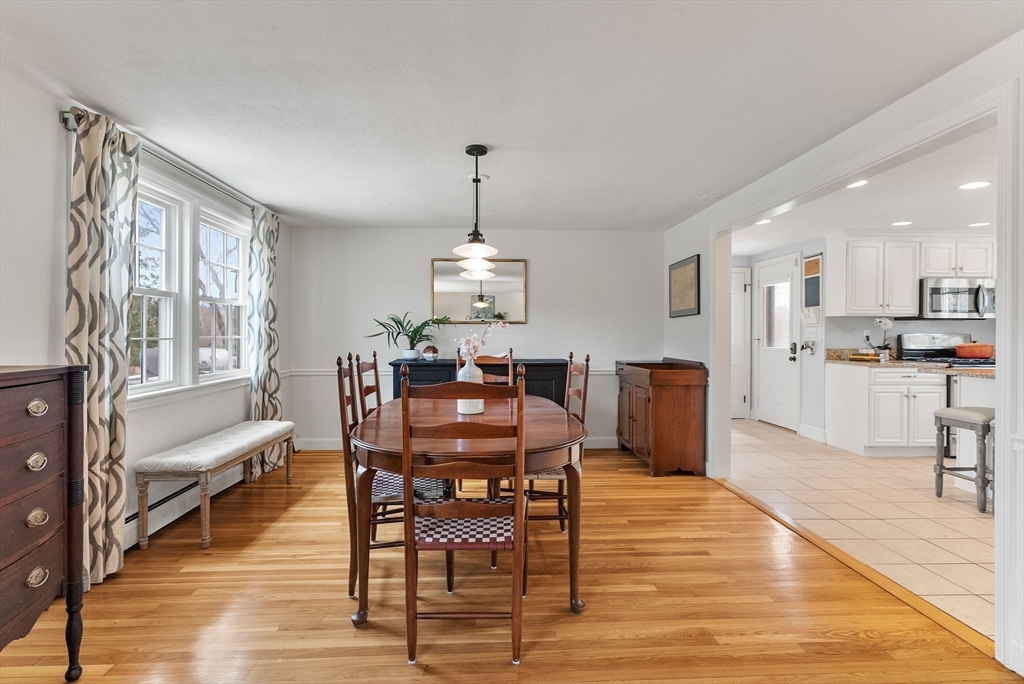 15 New Meadow Road Lynnfield, MA 01940 - Photo 11 of 37