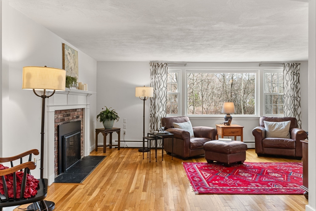 15 New Meadow Road Lynnfield, MA 01940 - Photo 14 of 37