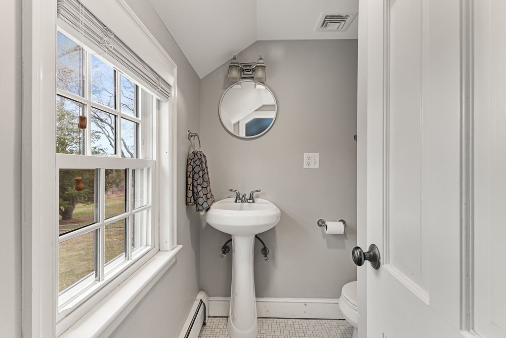 15 New Meadow Road Lynnfield, MA 01940 - Photo 23 of 37