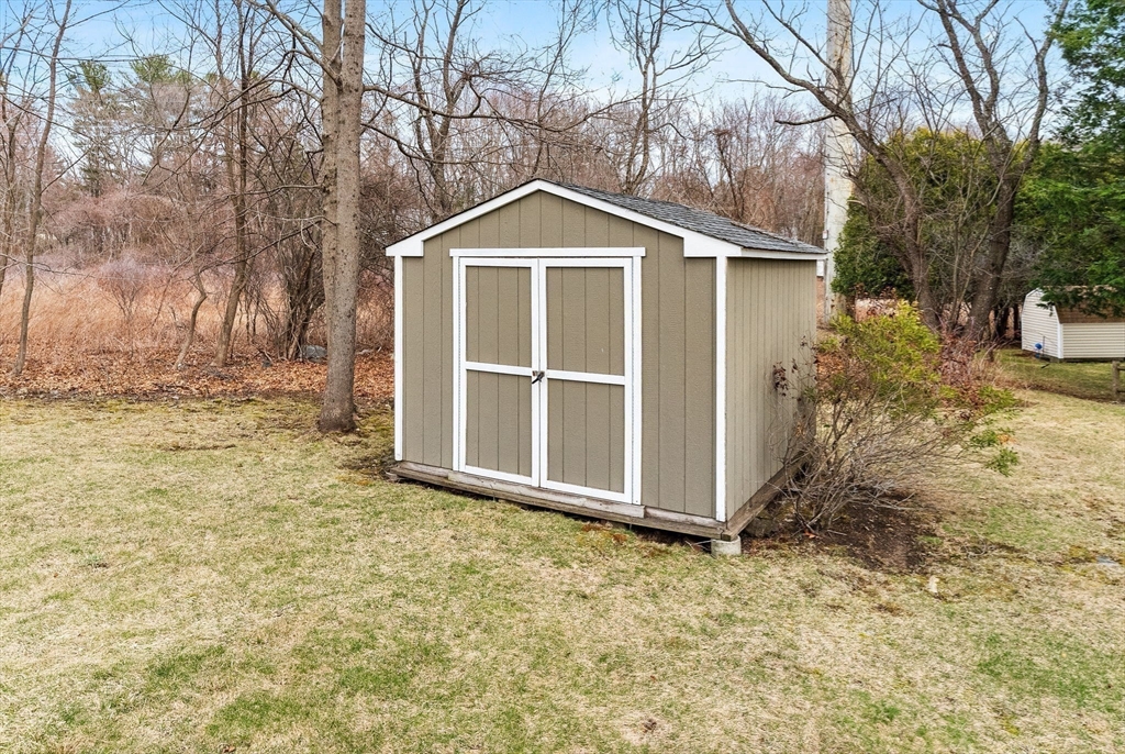 15 New Meadow Road Lynnfield, MA 01940 - Photo 35 of 37