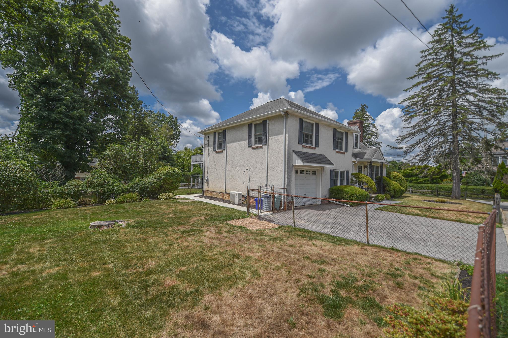 287 South Devon Avenue Wayne, PA 19087 - Photo 3 of 3