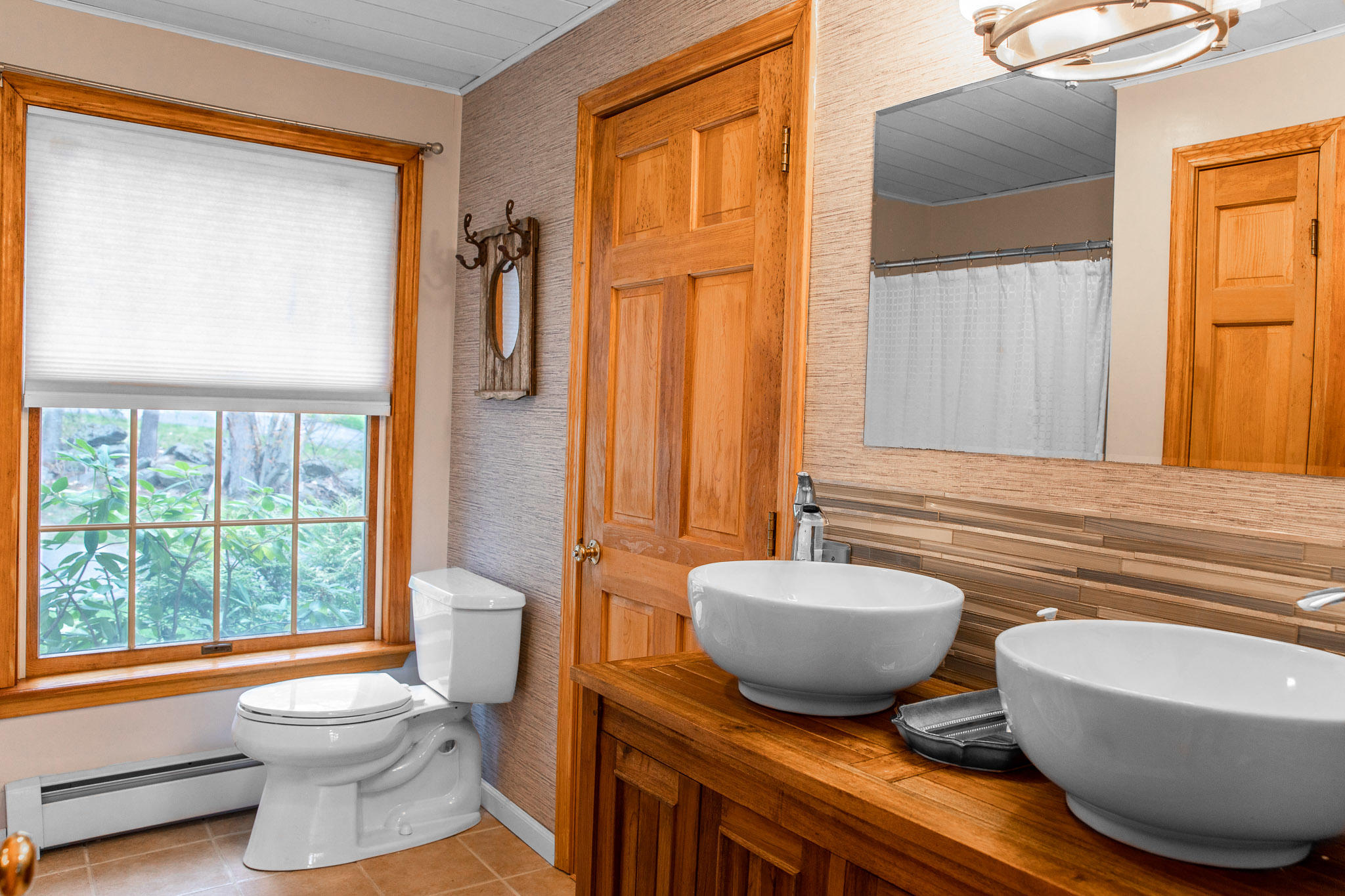 105 Ridgeview Drive Bangor, ME 04401 - Photo 17 of 50 16 1st Floor Gueast Full Bath