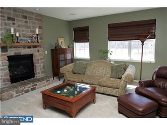 729 Farmhouse Road Mickleton, NJ 08056 - Photo 2 of 12 Family Room