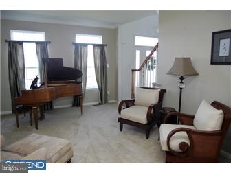 729 Farmhouse Road Mickleton, NJ 08056 - Photo 8 of 12 Living Room