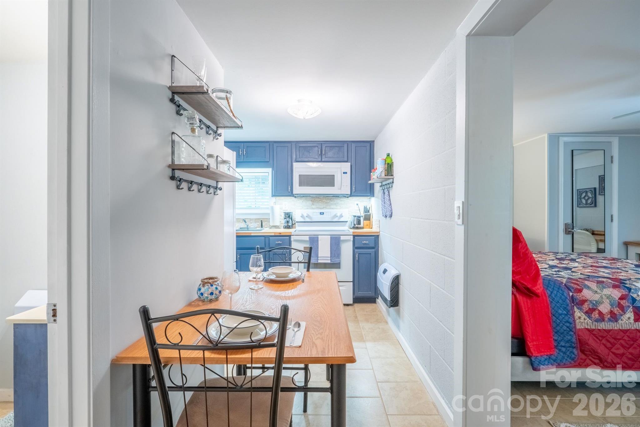 2777 Hickory Nut Gap Road Newland, NC 28657 - Photo 5 of 27