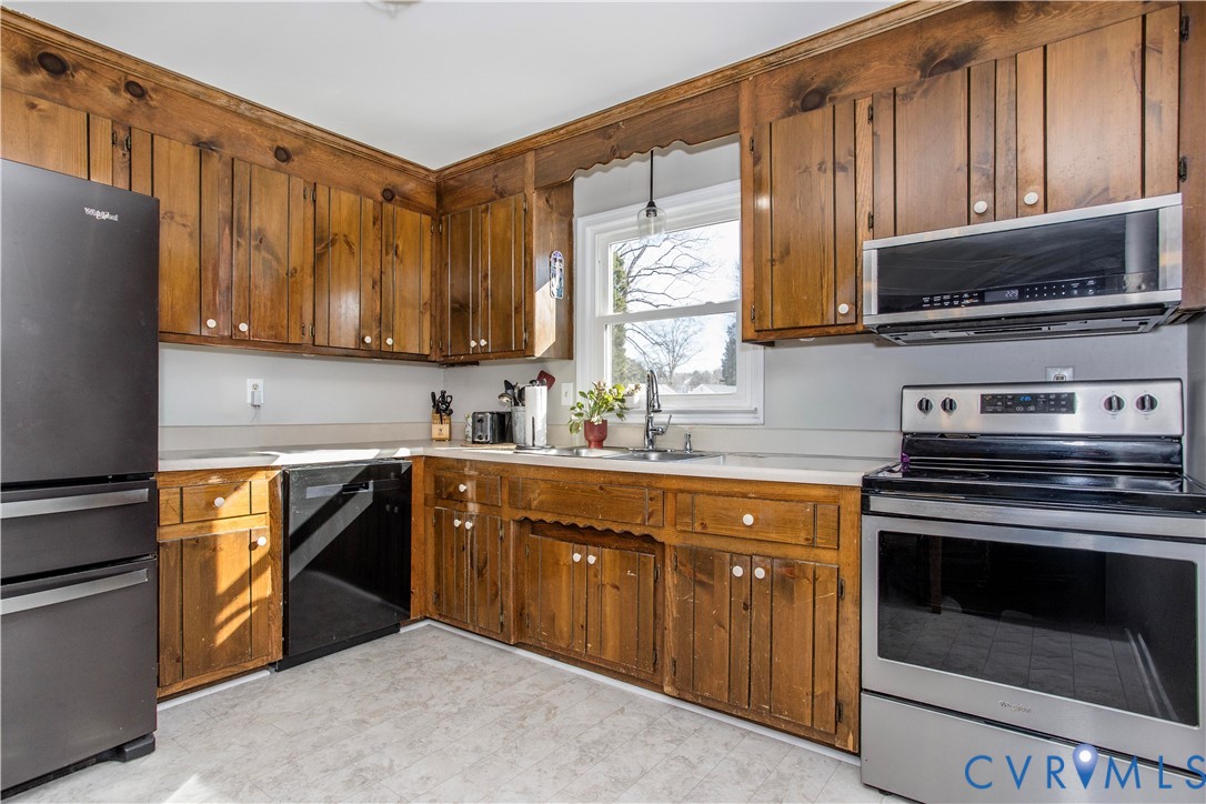 10818 Timonium Drive Chester, VA 23831 - Photo 12 of 28