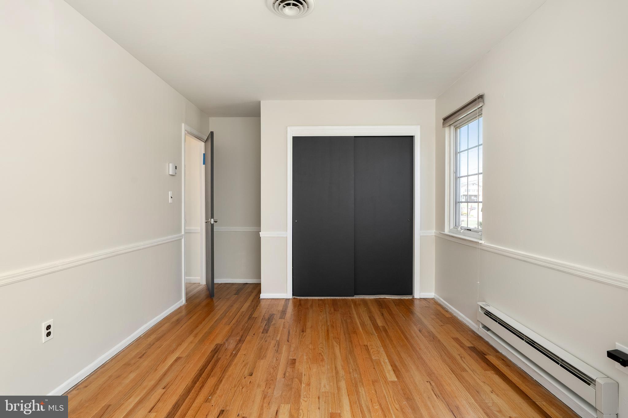 477 Flock Road Hamilton, NJ 08619 - Photo 18 of 27 Bedroom 2 w/double closet