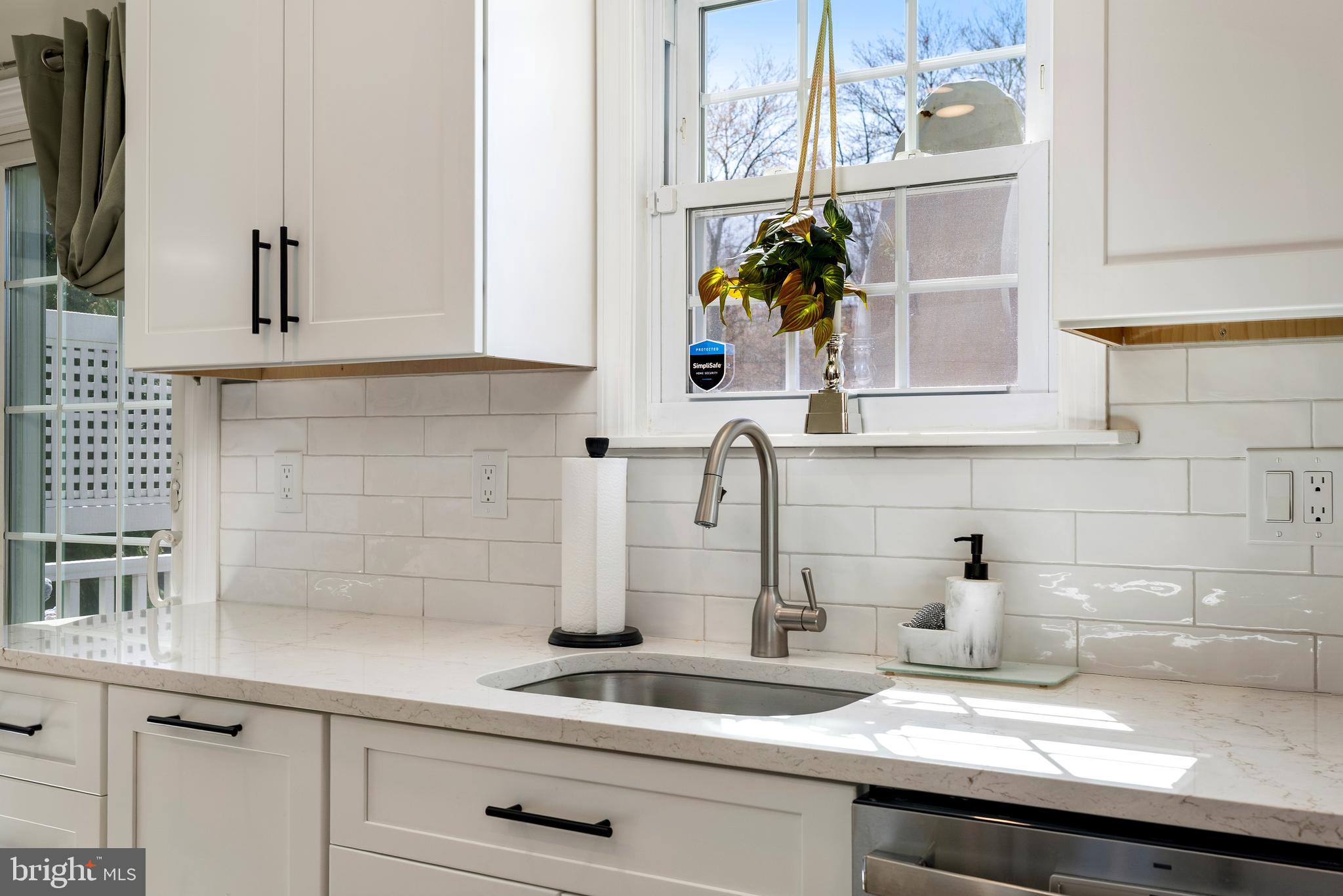 477 Flock Road Hamilton, NJ 08619 - Photo 10 of 27 Contemporary finishes