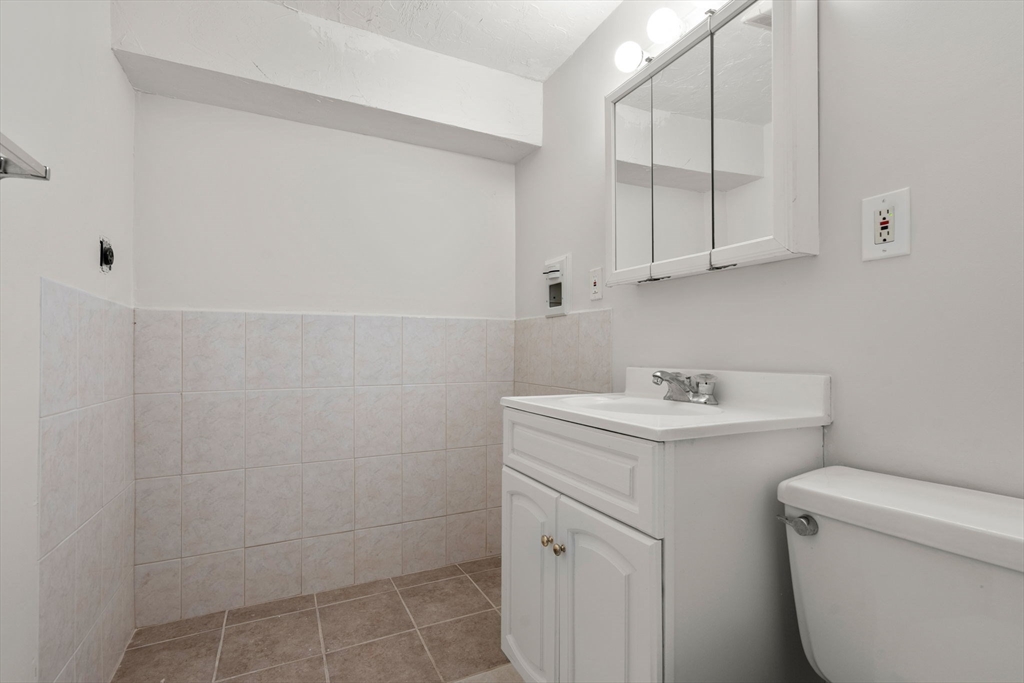 20 Whittemore Road, Unit 20 Newton, MA 02458 - Photo 23 of 33 Gallery Image 23