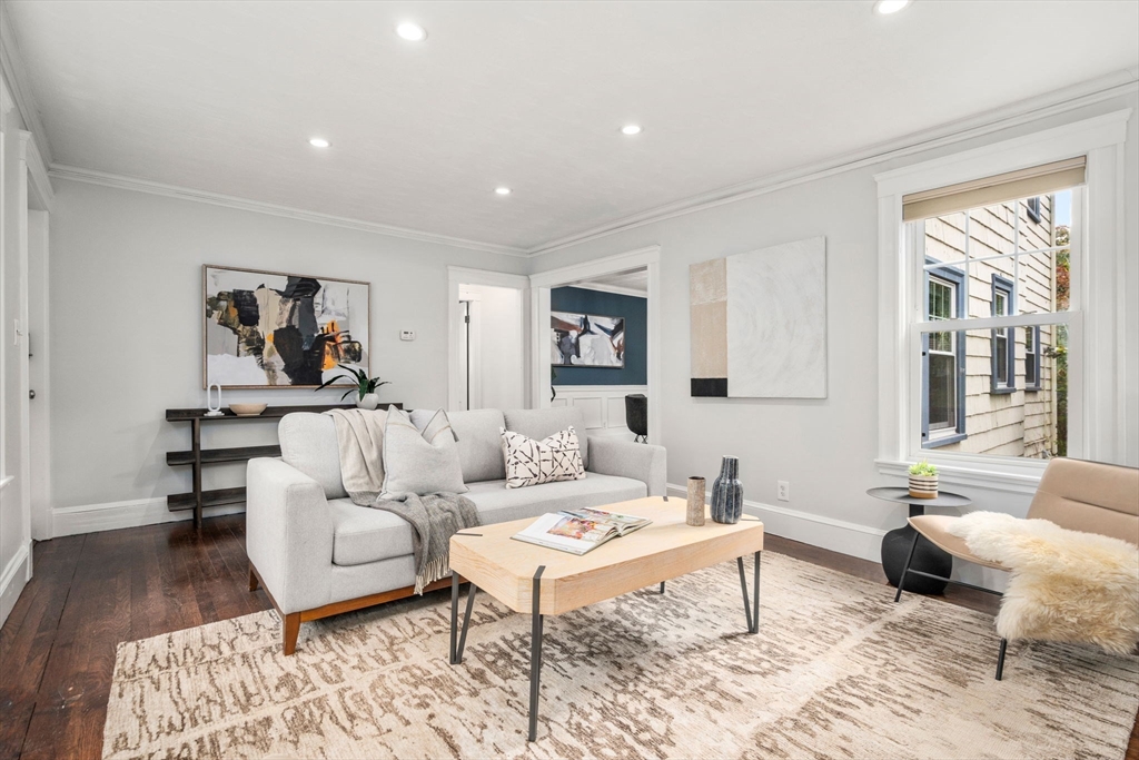 20 Whittemore Road, Unit 20 Newton, MA 02458 - Photo 4 of 33 Gallery Image 4