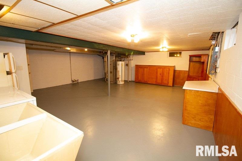 2111 Jersey Ridge Road Davenport, IA 52803 - Photo 19 of 24 Gallery Image 19