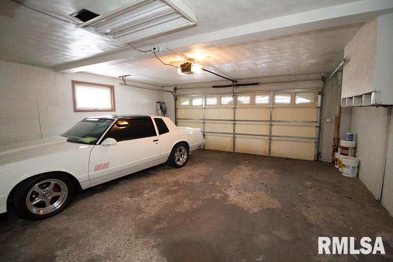 2111 Jersey Ridge Road Davenport, IA 52803 - Photo 22 of 24 Gallery Image 22