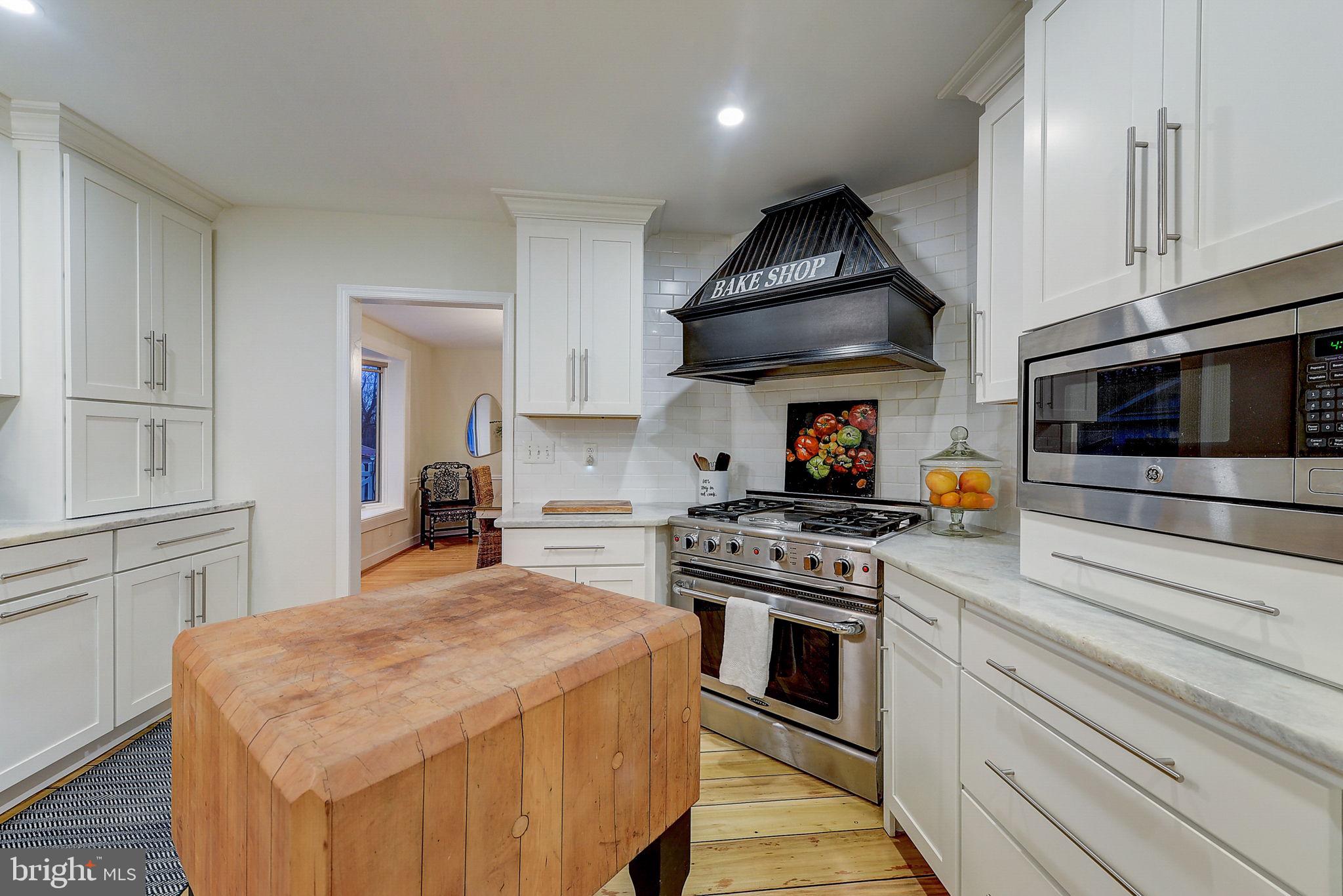 1439 Huntingdon Road Abington, PA 19001 - Photo 16 of 59