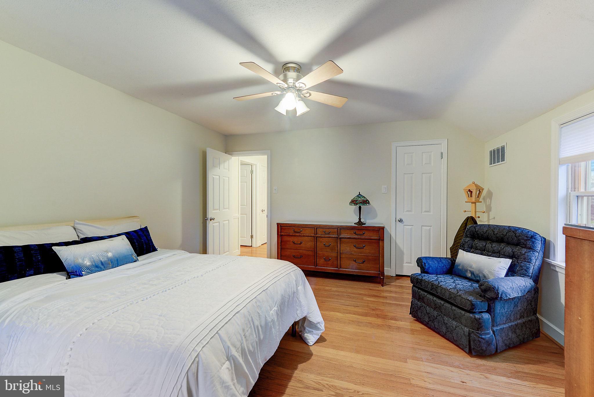 1439 Huntingdon Road Abington, PA 19001 - Photo 36 of 59