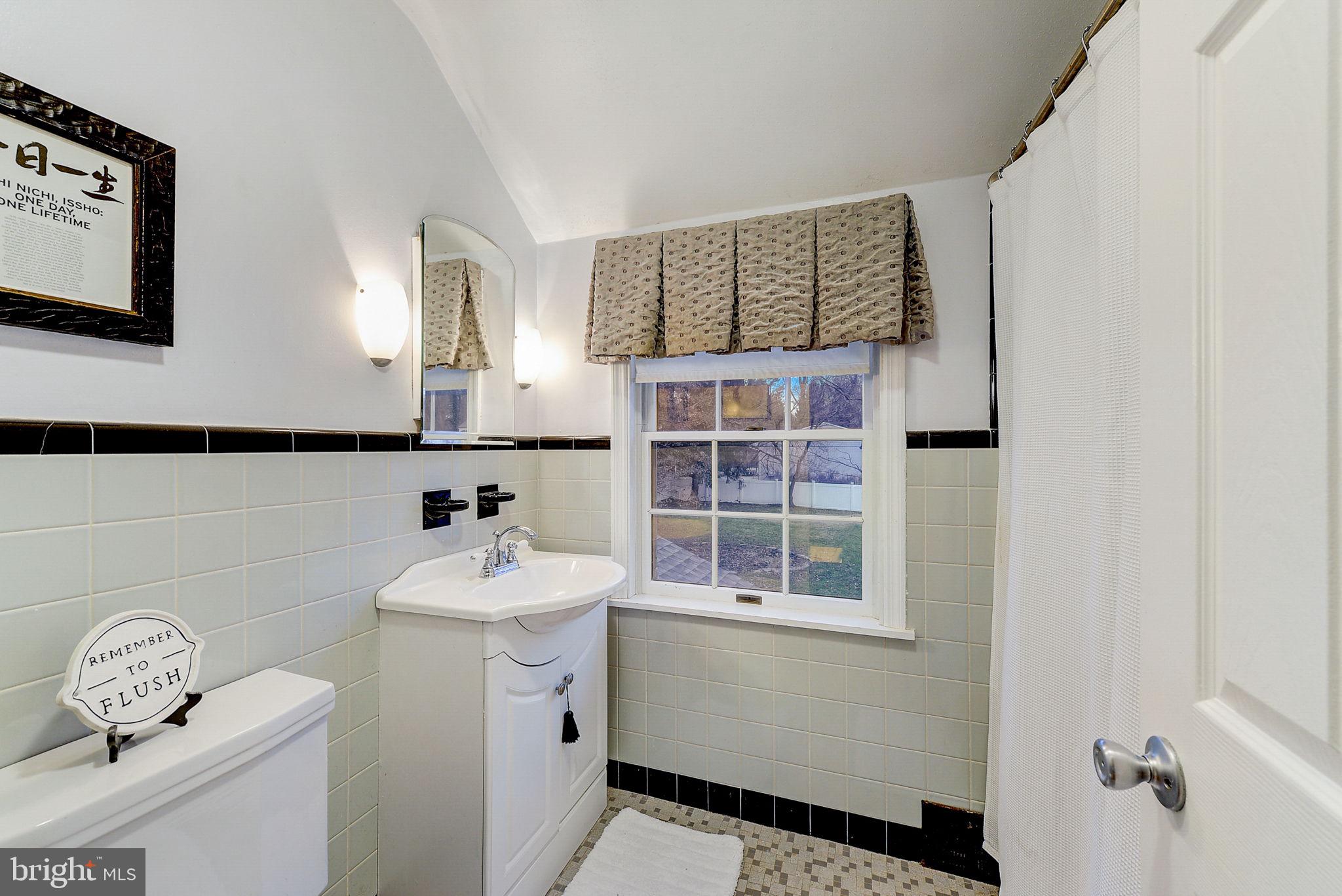 1439 Huntingdon Road Abington, PA 19001 - Photo 37 of 59 Full bath - 2nd floor