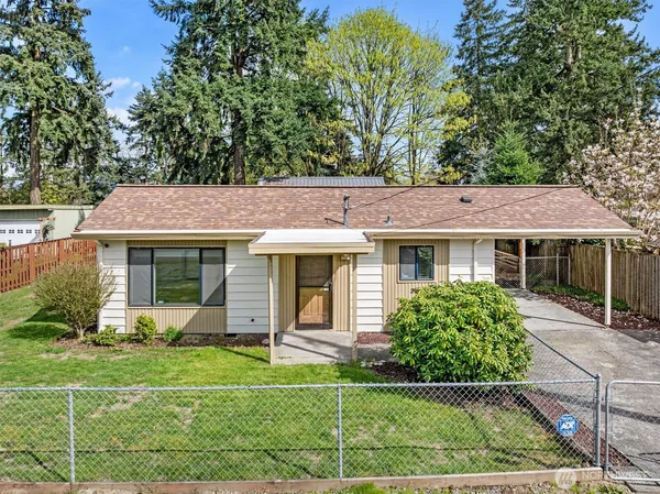 $484,000 | 13648 28th Place South, SeaTac, WA 98168