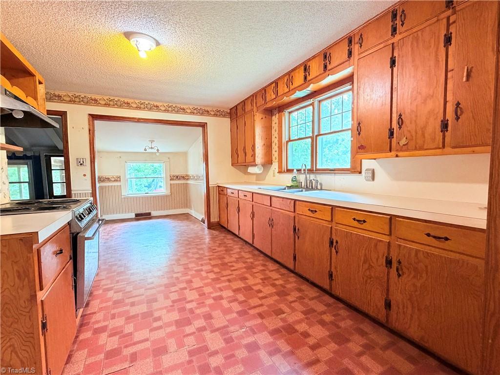 1940 Darwick Road Winston-Salem, NC 27127 - Photo 11 of 23