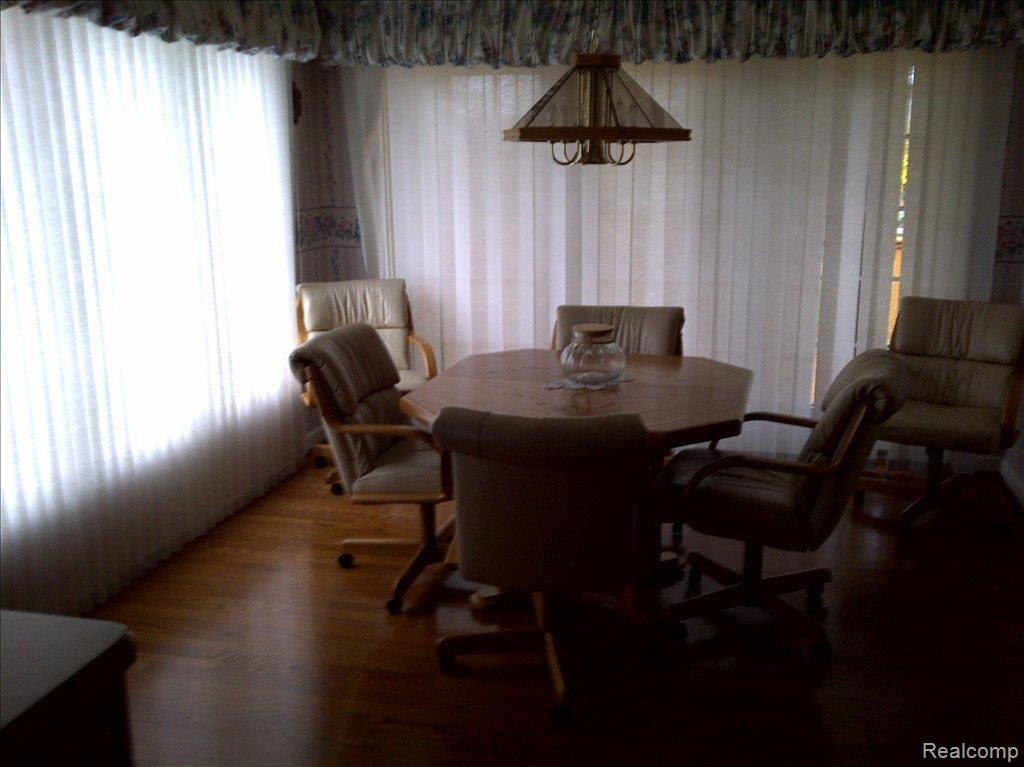986 Pine Trail Drive, Unit 1L Rochester, MI 48307 - Photo 5 of 12 Pine Trail New 042