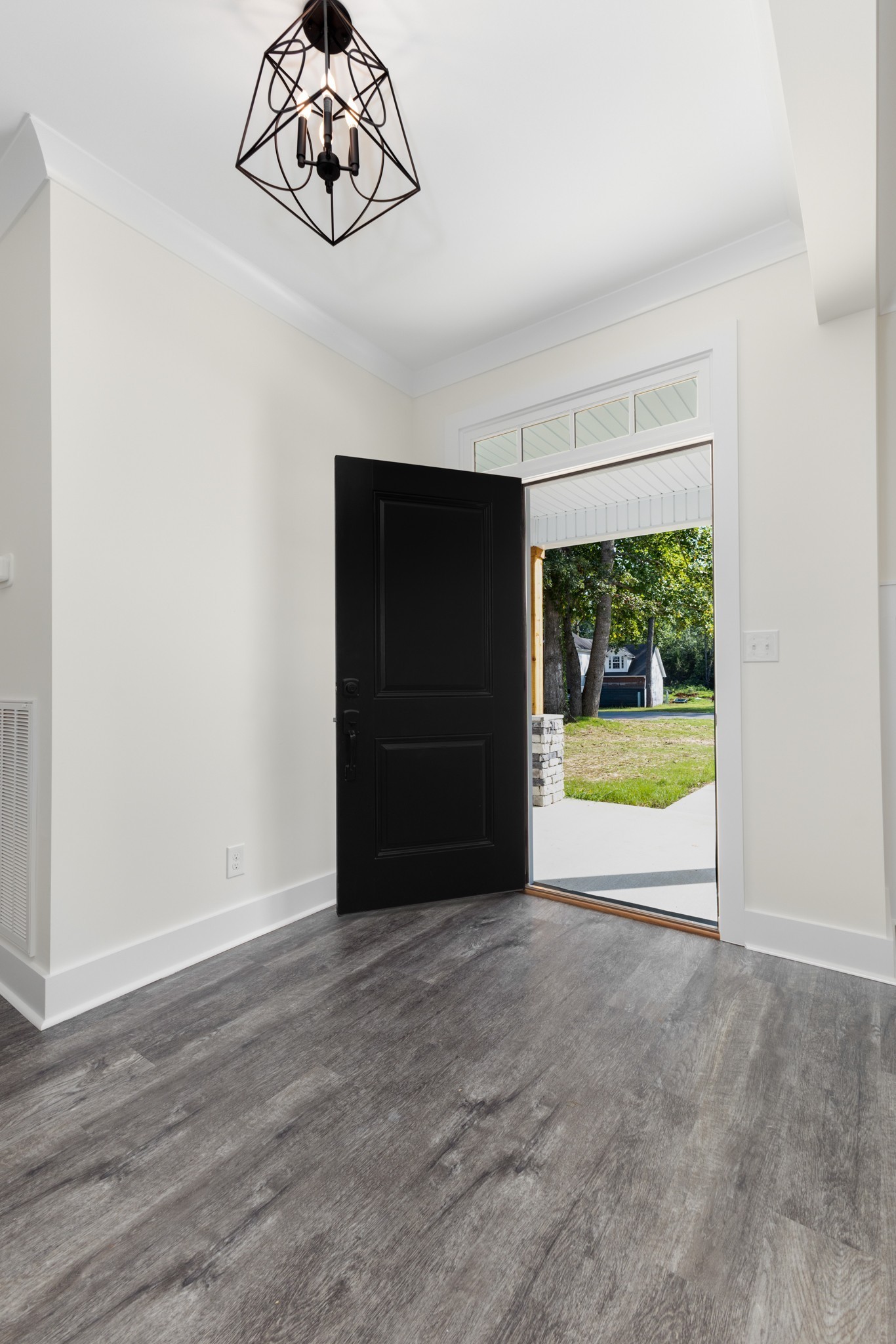 57 Simons Boulevard Morrison, TN 37357 - Photo 16 of 33