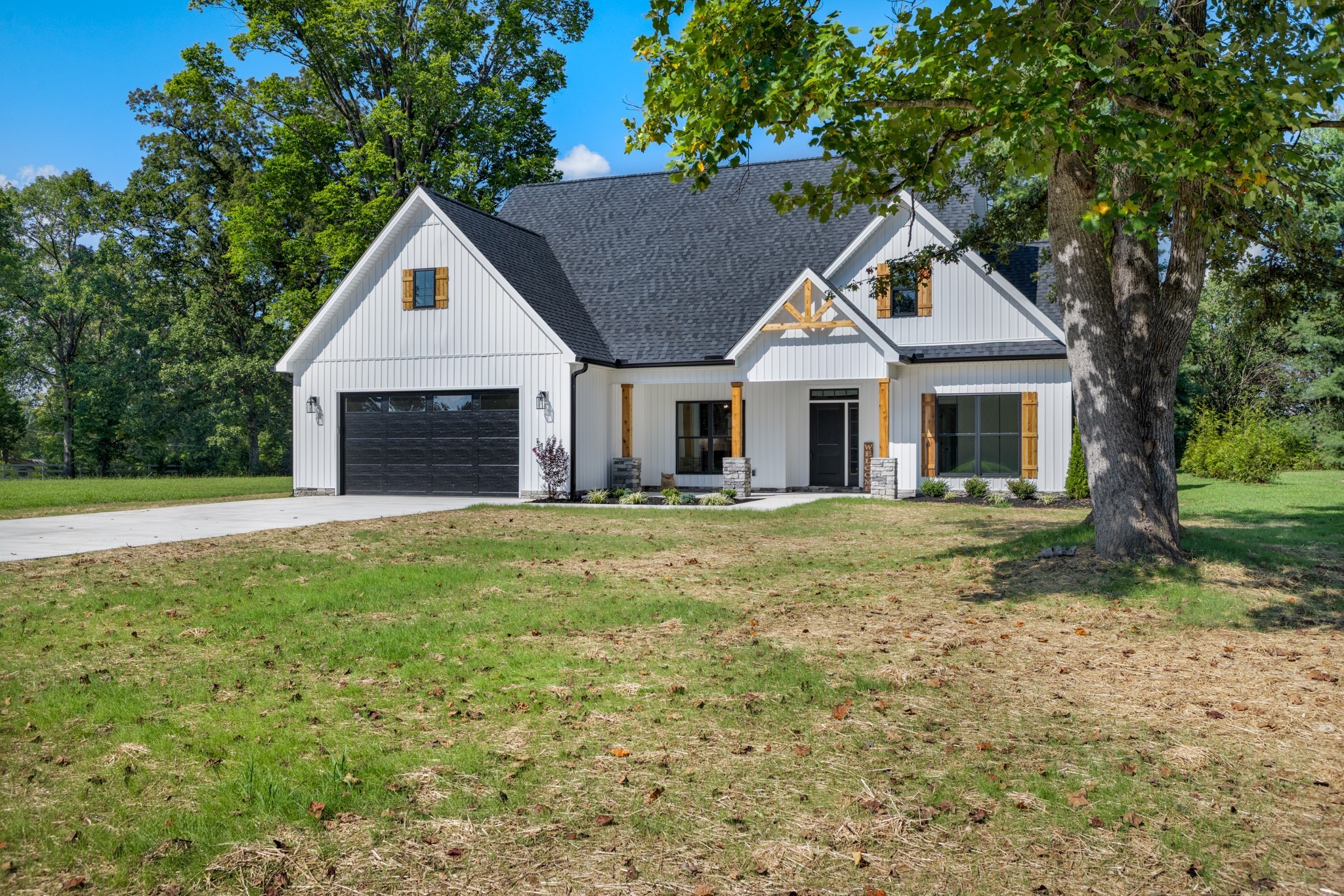 57 Simons Boulevard Morrison, TN 37357 - Photo 4 of 33