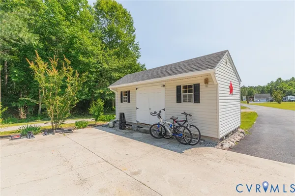 $468,000 | 3860 Willow Creek Drive, Disputanta, VA 23842