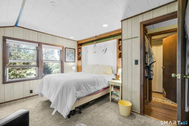 $375,000 | 90 Rowley Road, Woodbury, CT 06798