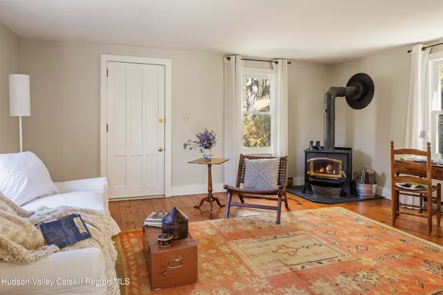 $499,000 | 33 River Road, Chatham, NY 12037