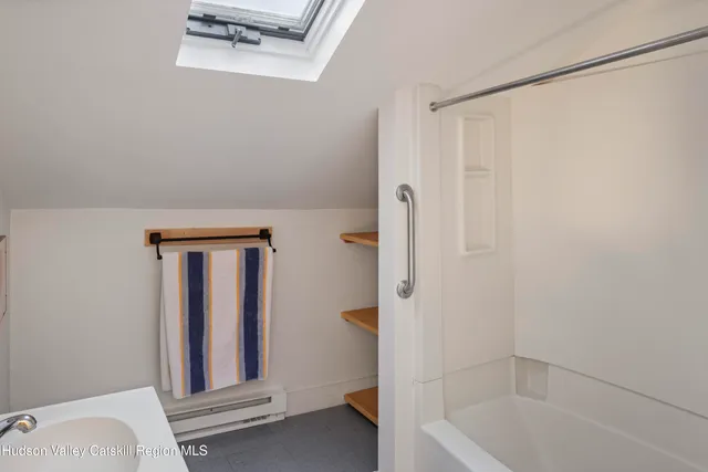 $499,000 | 33 River Road, Chatham, NY 12037