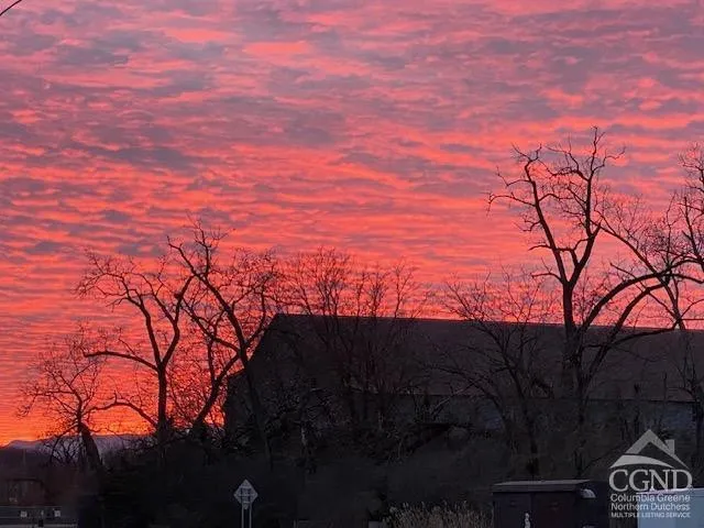 $499,000 | 33 River Road, Chatham, NY 12037