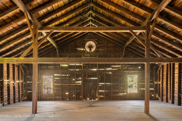 $499,000 | 33 River Road, Chatham, NY 12037