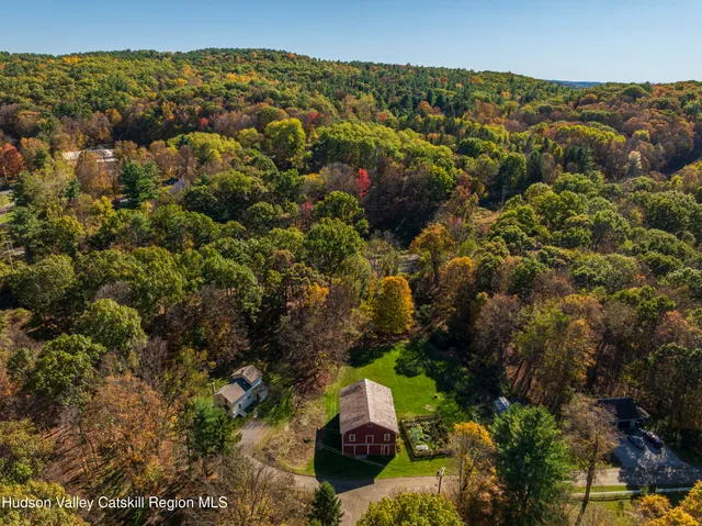 $499,000 | 33 River Road, Chatham, NY 12037