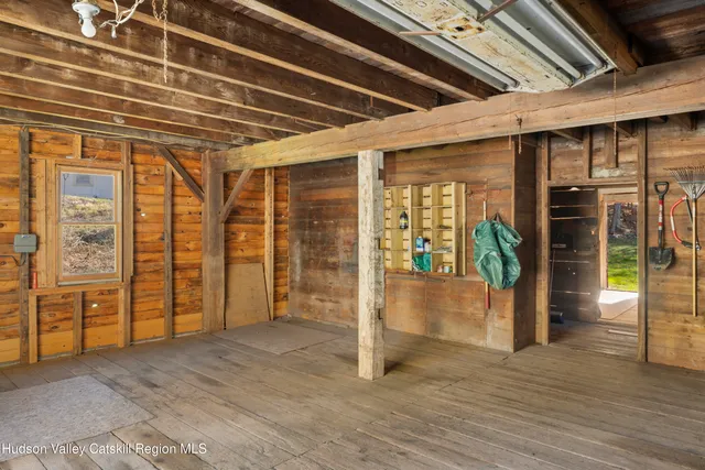 $499,000 | 33 River Road, Chatham, NY 12037