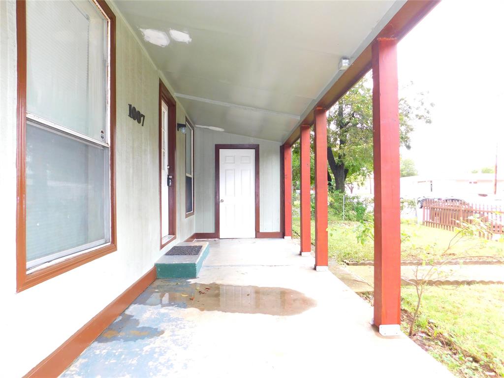 1007 West Collins Street Denton, TX 76201 - Photo 3 of 28