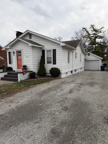 $139,900 | 302 East Water Street, Pinckneyville, IL 62274