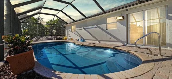 $324,918 | 6078 Laurelwood Drive, Fort Myers, FL 33905