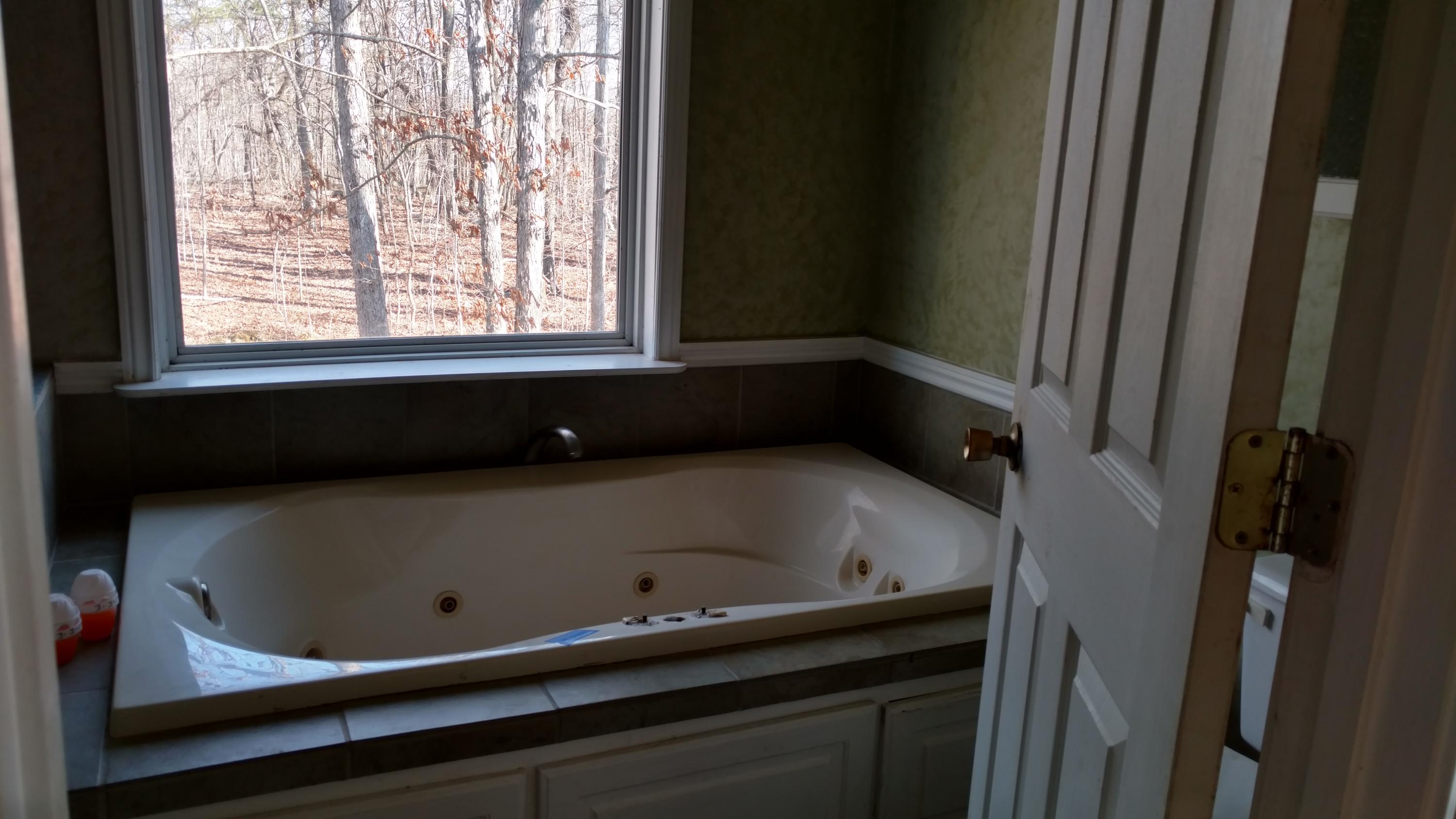 914 Black Mountain Road Dunlap, TN 37327 - Photo 4 of 20 BATHROOM MASTER