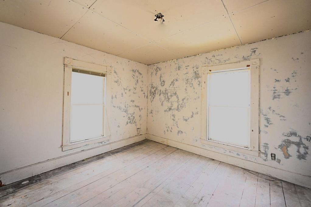 2 Elmore Street Barre, VT 05641 - Photo 10 of 12 Gallery Image 10