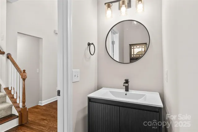 $500,000 | 6631 Harburn Forest Drive, Charlotte, NC 28269