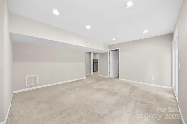 $500,000 | 6631 Harburn Forest Drive, Charlotte, NC 28269