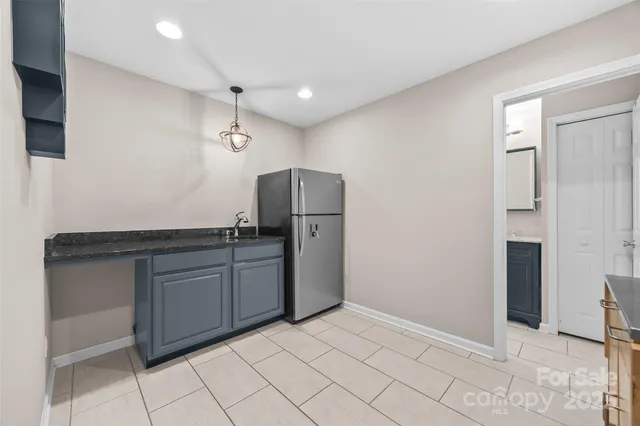 $500,000 | 6631 Harburn Forest Drive, Charlotte, NC 28269